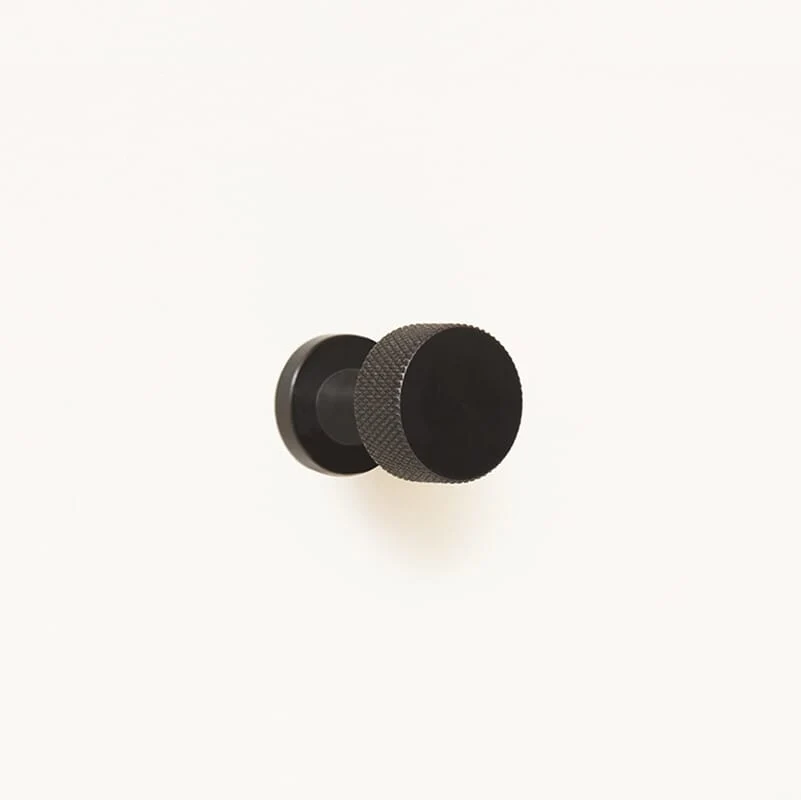 Angle Knagg Svart Small