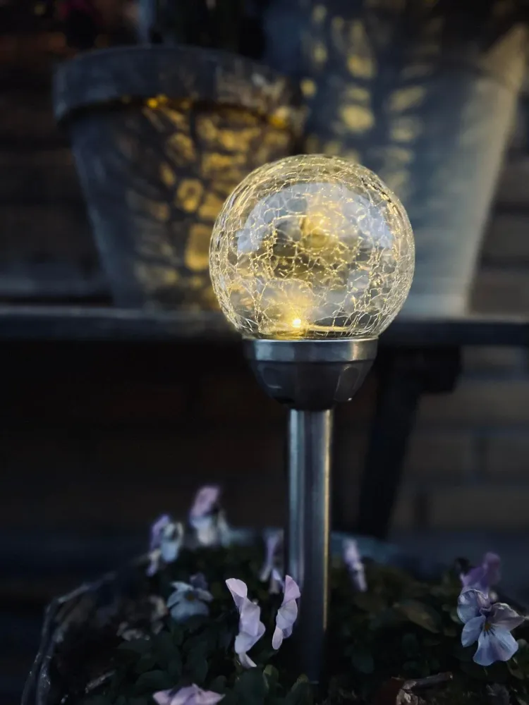 Fakkel med solceller - Glasskule