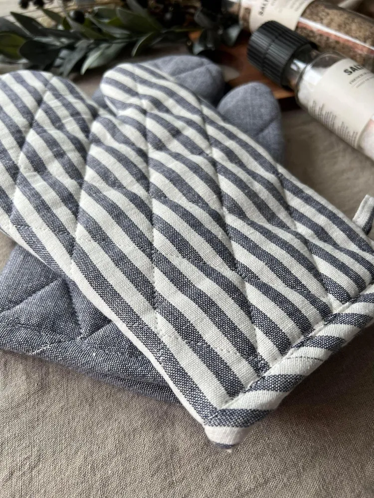 Grillvott - Quilt blåstripet