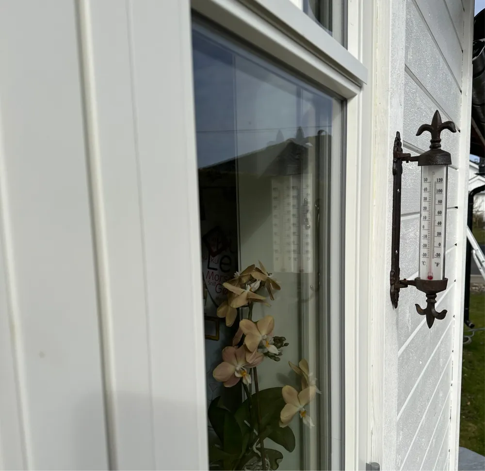 Termometer Vindu, Støpejern