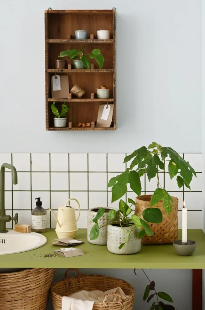 Hylle med inndelte rom – Small