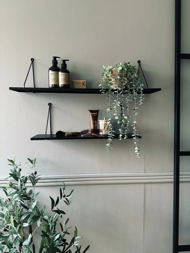 Vegghylle Malthe – 60 cm