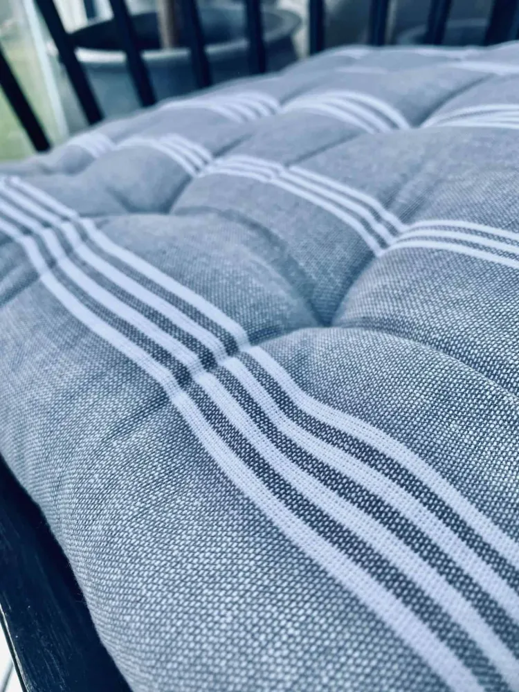 Futonpute – Blå med hvite striper - 40×40
