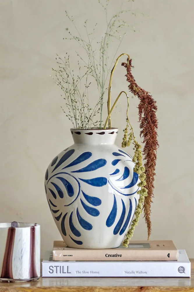 Heikki Vase