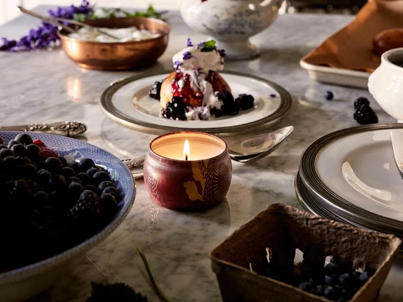 MINI TIN CANDLE 25t Foraged Wildberry