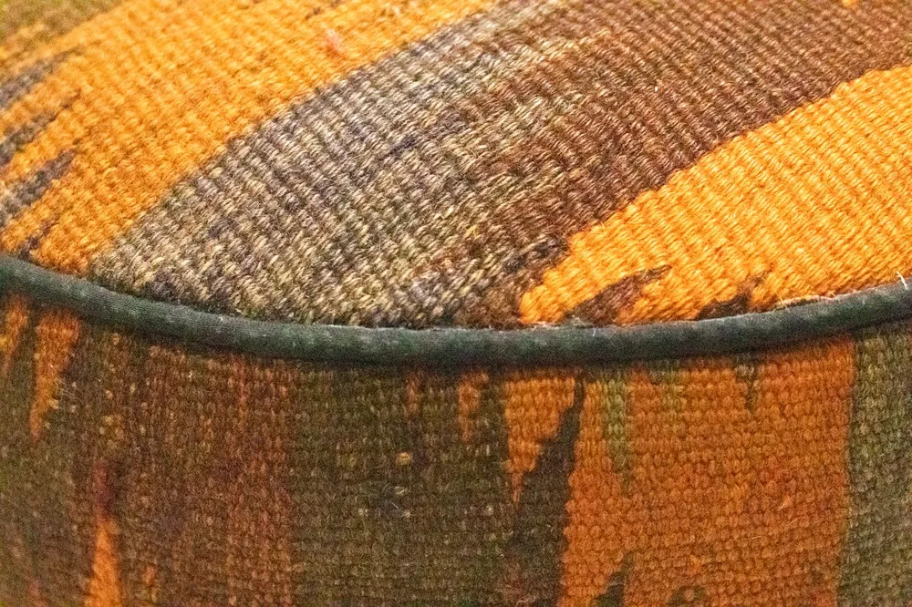 Sitzmöbel sonderform - 50 x 40 cm - mehrfarbig