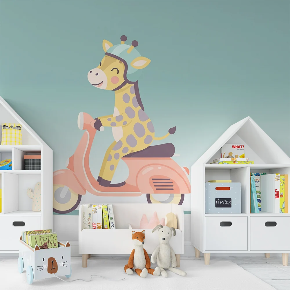 Tapet barnerom | Glad giraff på scooter