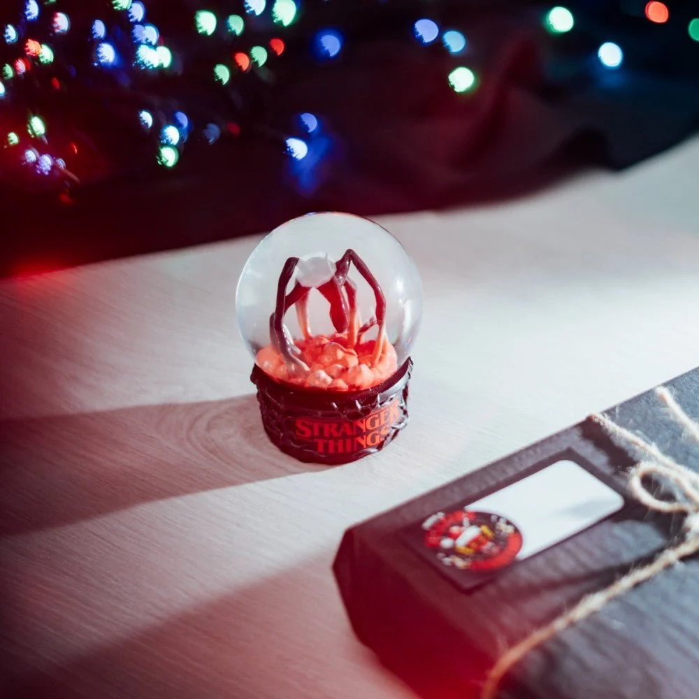 Stranger Things Snøglobe