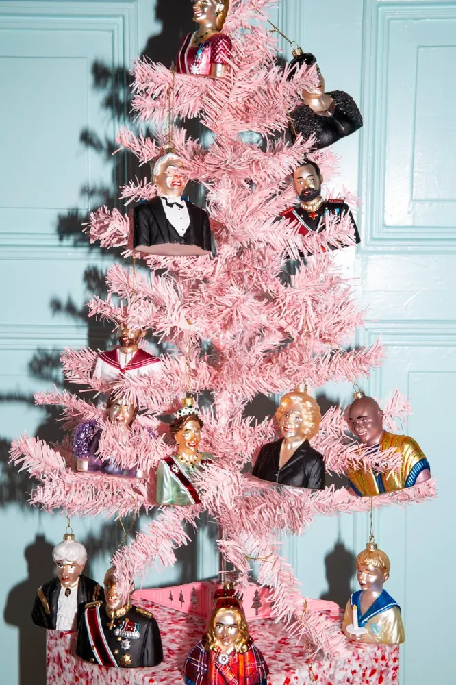 Julekule Glass, Märtha og Durek