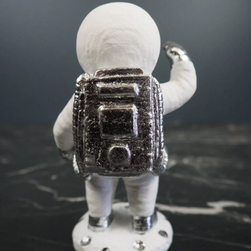 Astronaut Salutterer Hvit