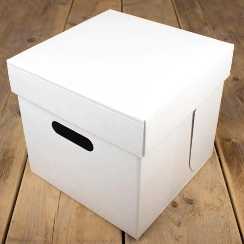FunCakes solid kakeeske - Hvit 25.5x25.5x25cm