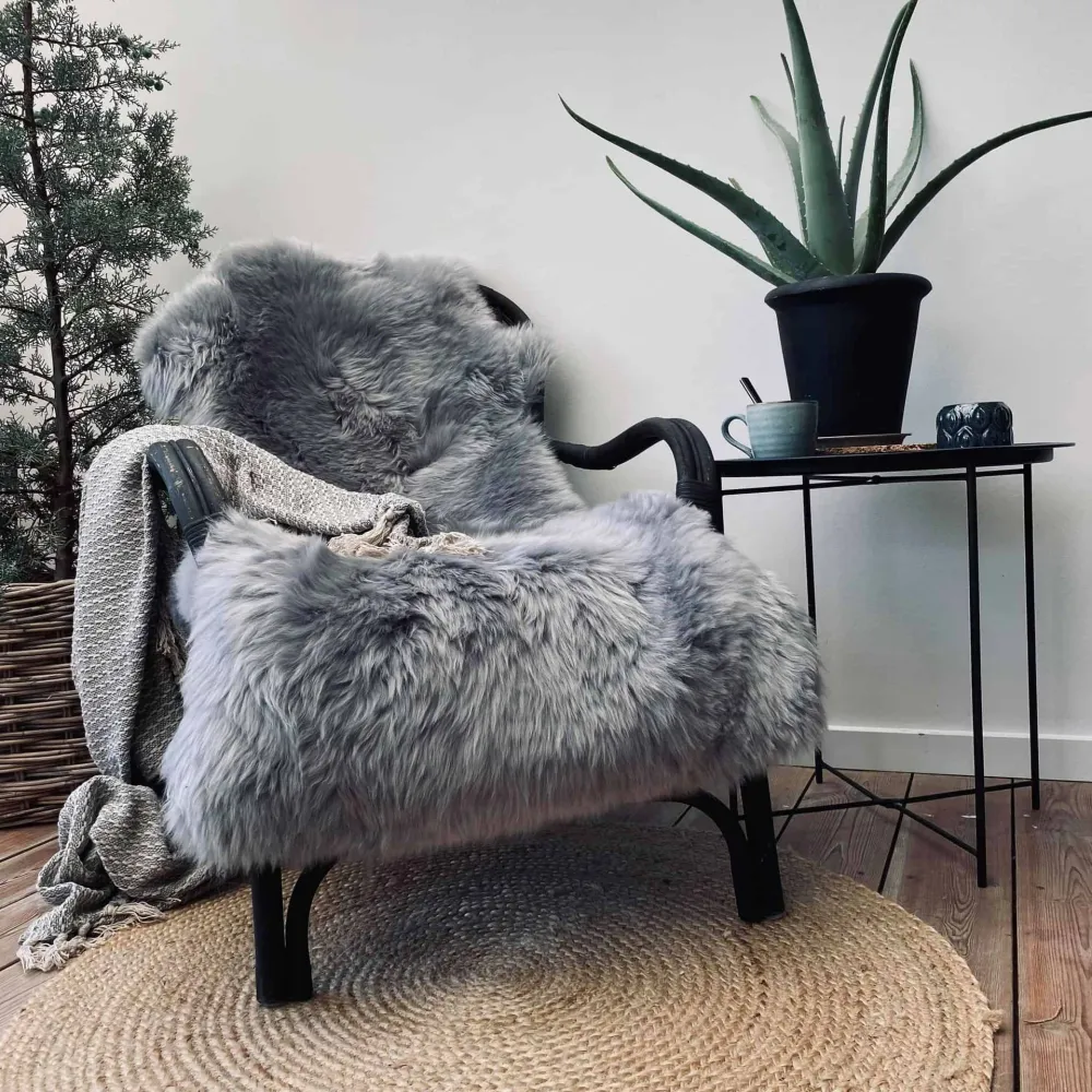 Lammeskinn – Lys grå 140cm