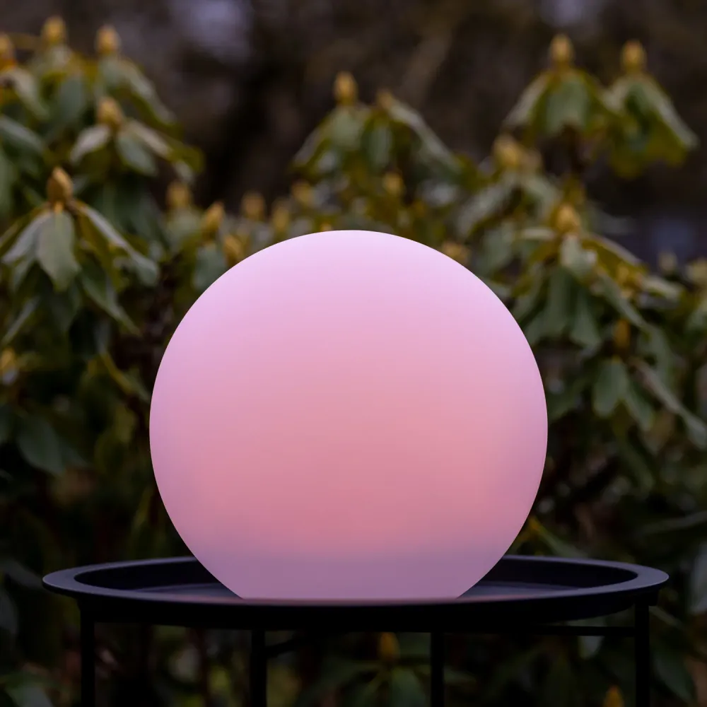 Noa LED kule farget/hvit Ø 30 cm