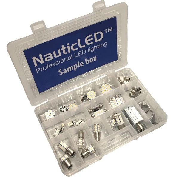 Nautecled, prøveboks med 36 LED-pærer og adapter