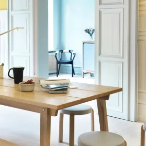 NORMANN COPENHAGEN Slice Table – Eik