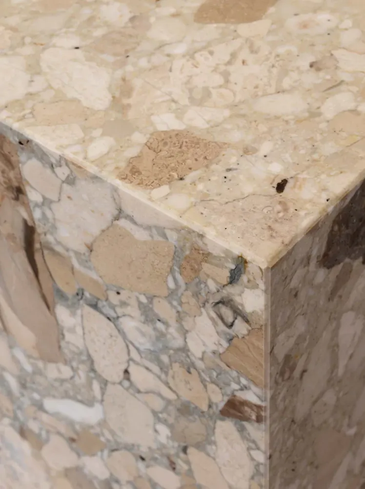 Plinth Cubic table - Kunis Breccia