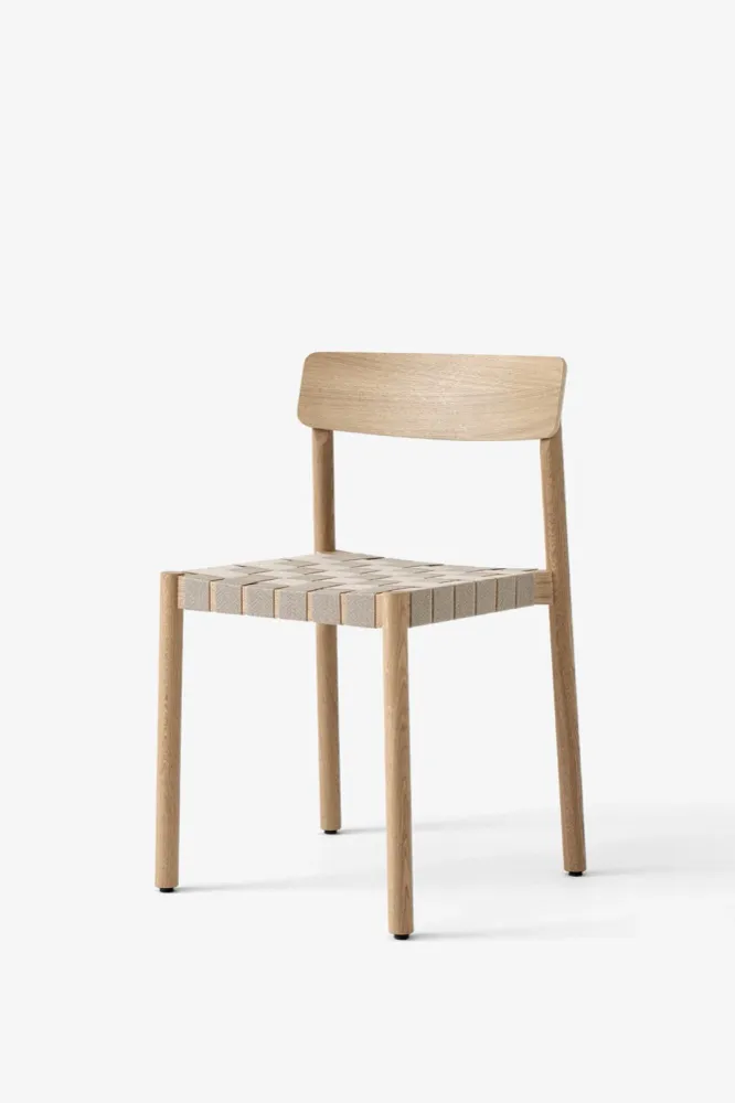 Betty side chair lakkert solid eik med flett