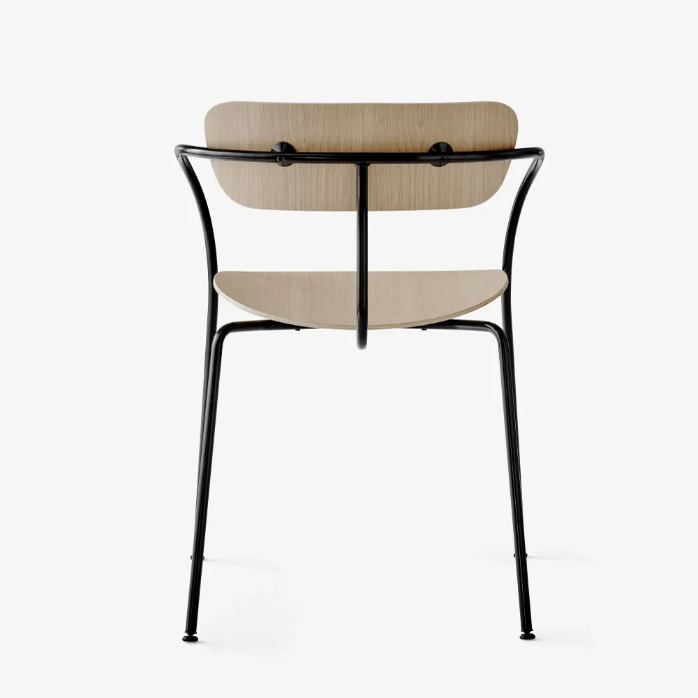 Pavilion Stol AV2 med armlene Eik/Svart