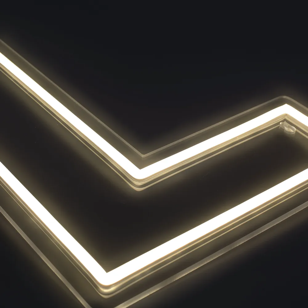 Bokstav L Neon Vegglampe