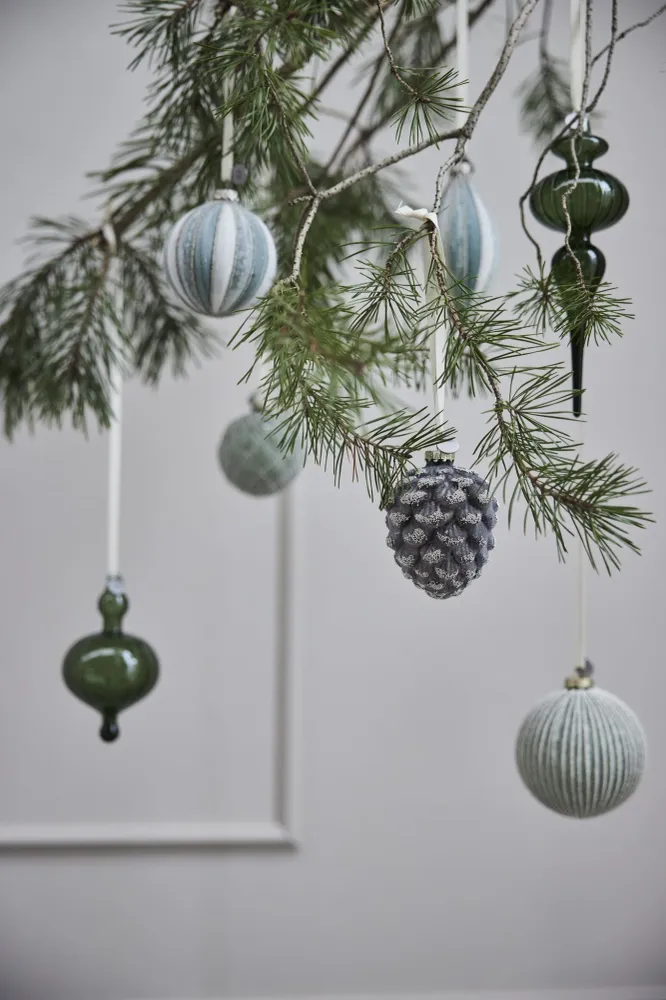 Glosille ornament H21 cm. grønn