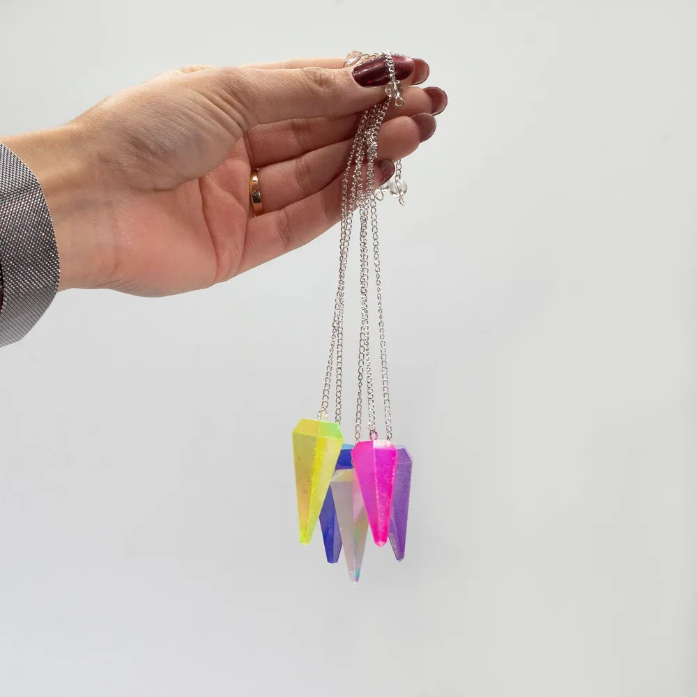 Sekssidet pendel – Aurora krystall rosa – 4 cm