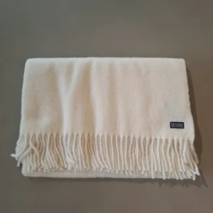 CHUNKY SOLID THROW CREAM WHITE