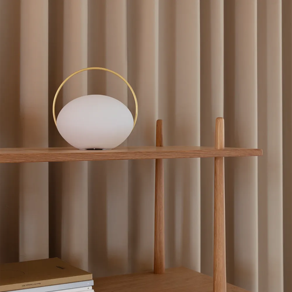 Orbit | bærbar lampe Philip Bro