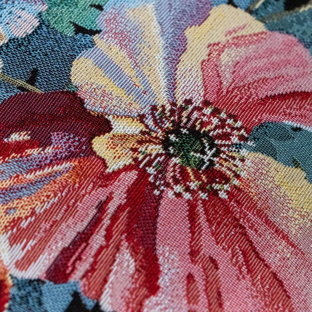Putetrekk gobelin sort med multifargede blomster