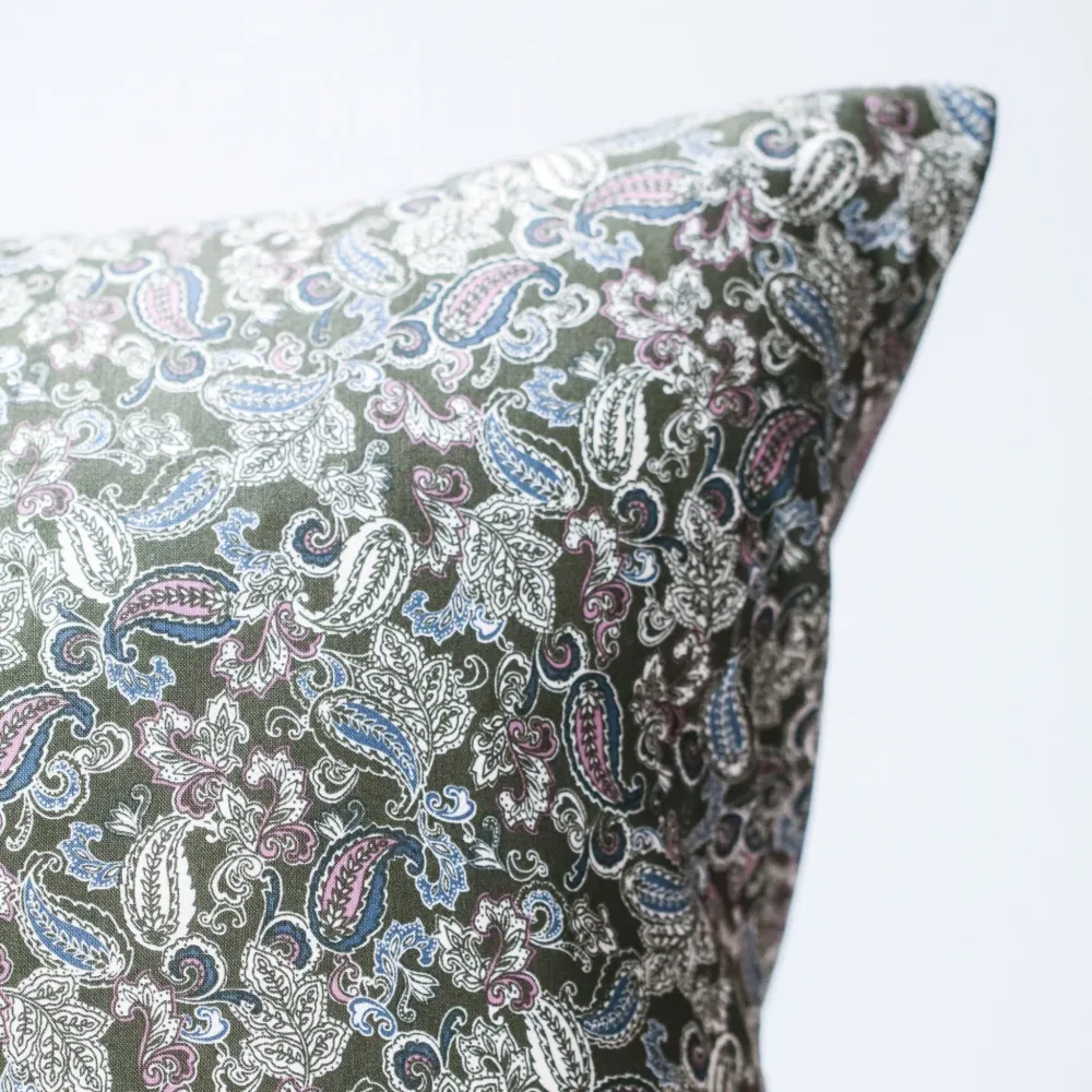 Putetrekk 50 x 50 grønn paisley
