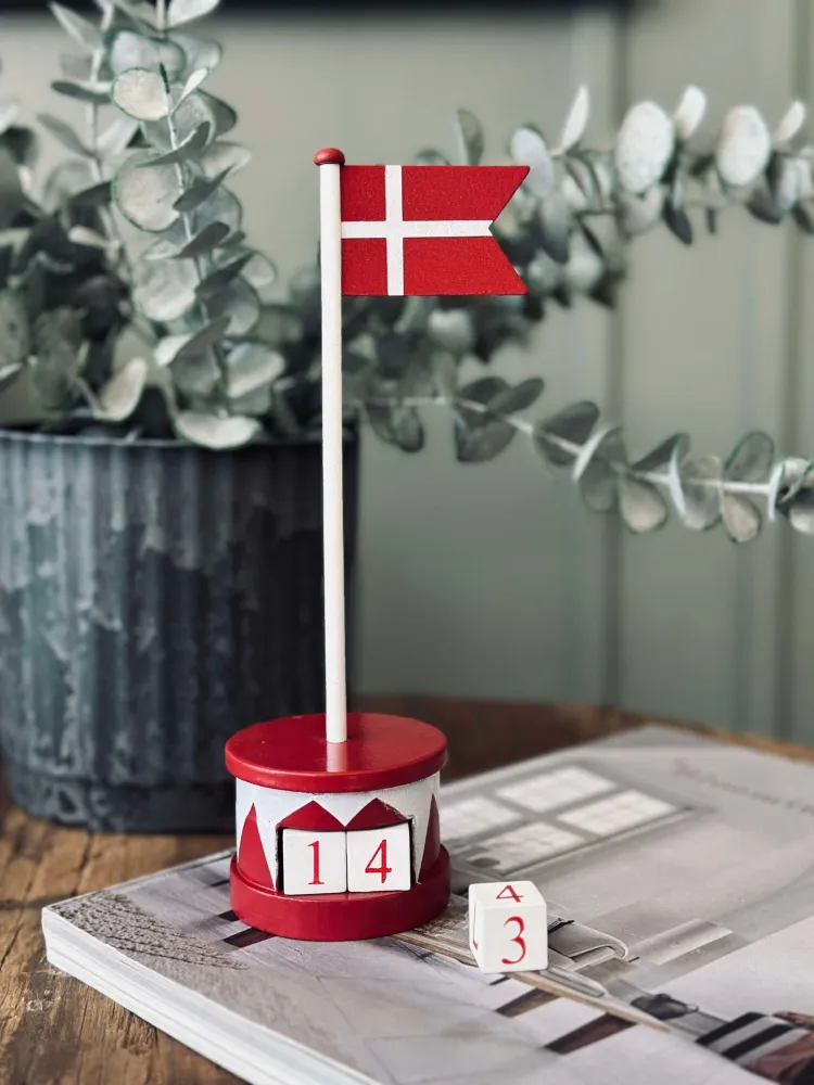 Flagg - Håndmalt tre