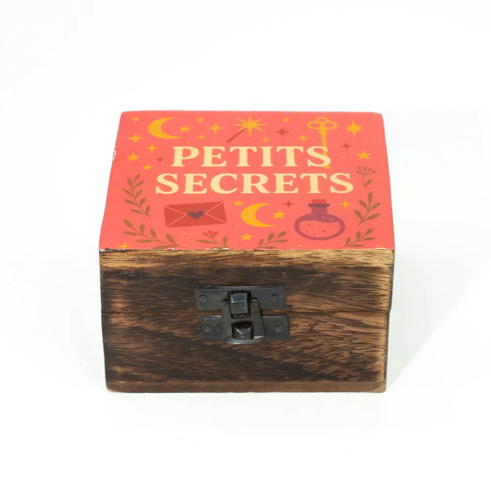 Liten emaljert boks – Petite Secrets