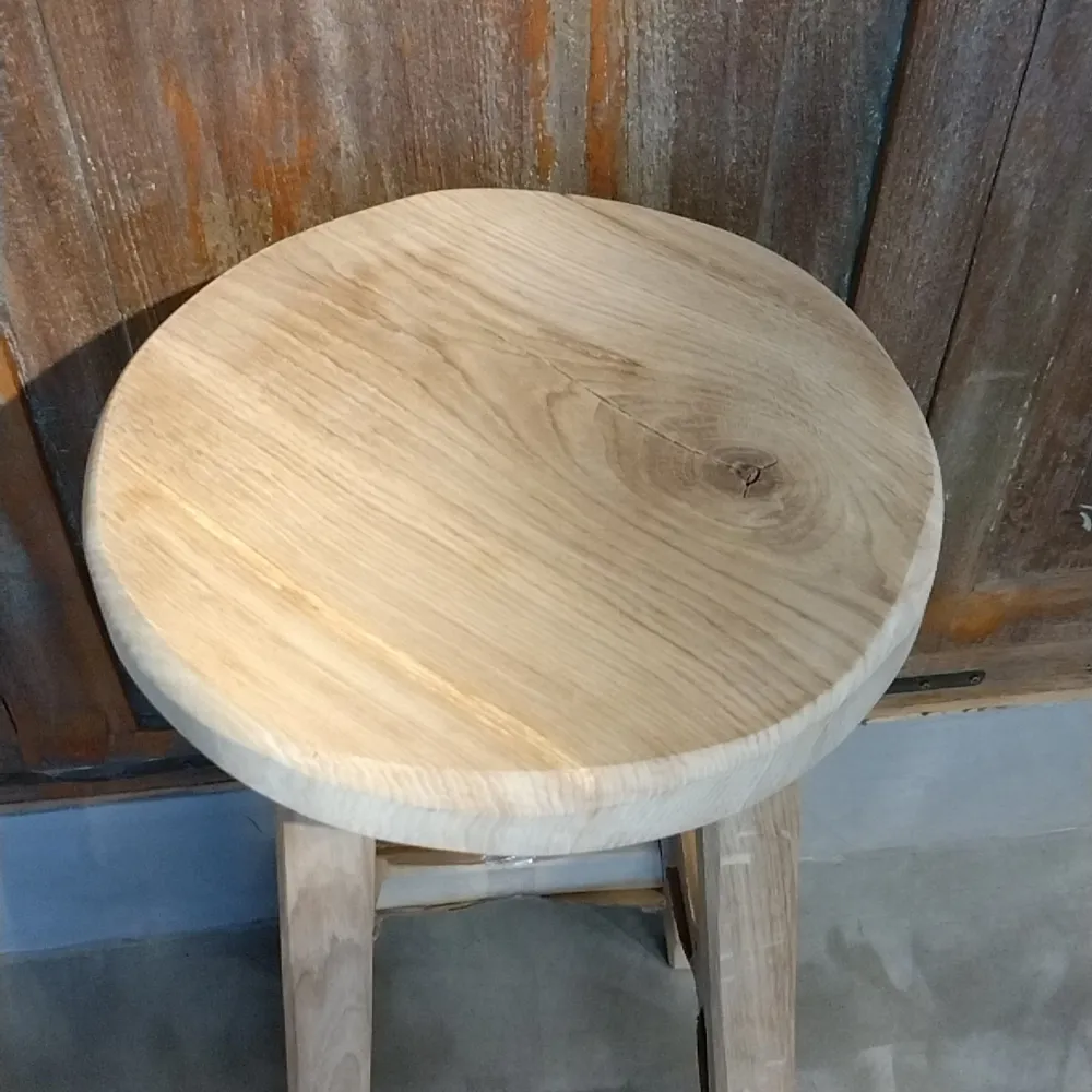 Barstol i eik H 75 cm