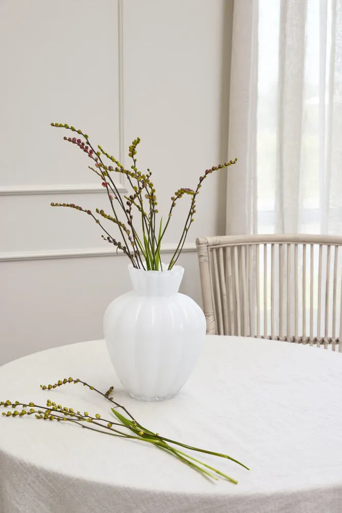 Verity vase hvit H28 cm.